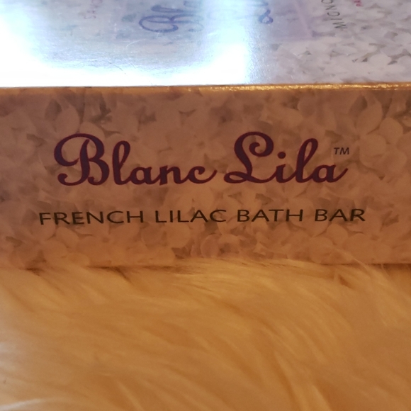 NWOT Savon Blanc Lila Bath Bar - Picture 6 of 6